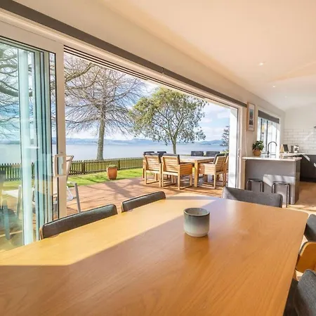 Tamaki Lakehouse