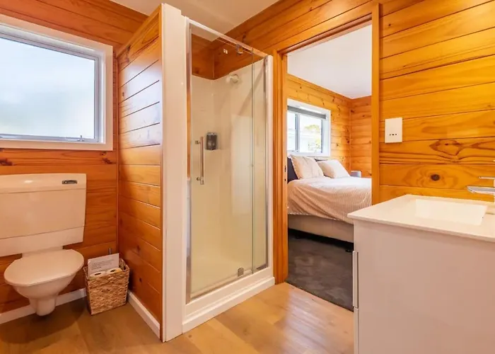 Tamaki Lakehouse *
