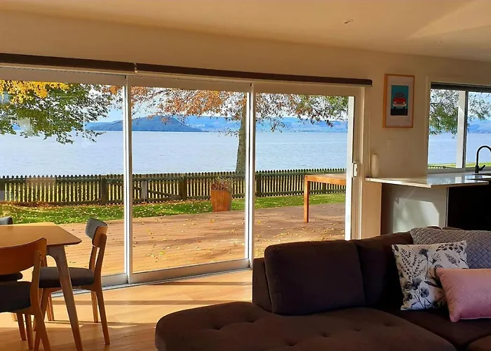 Tamaki Lakehouse Ferienhaus